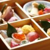 Hvordan pakker man en Bento boks til frokost: Nemme tips